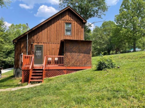 Lofty Musky Cabin near Cave Run